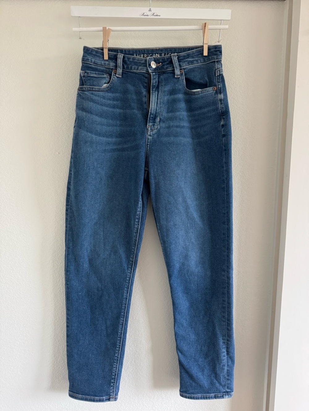 American Eagle Mom Jean - size 6 Regular
